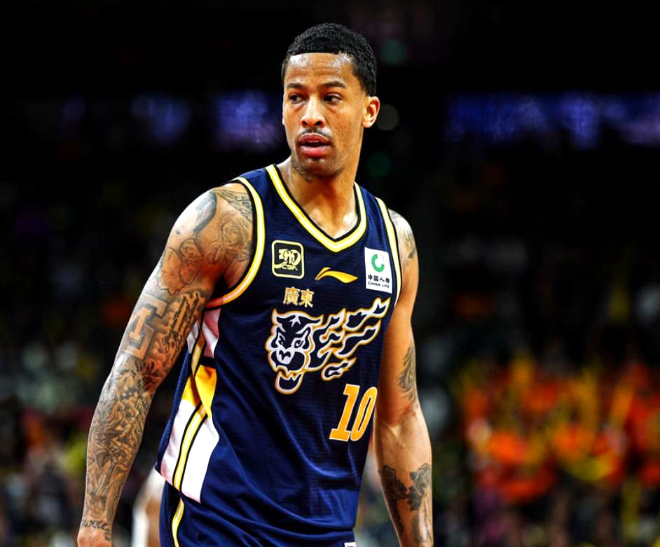 九游娱乐-TL观众热烈欢呼！，JackeyLove迎来十二赛季出色发挥比赛高潮迭起的简单介绍-九游娱乐