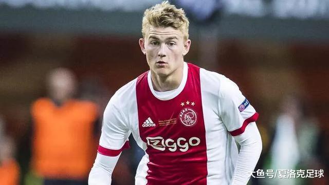 九游游戏-国际比赛日体能课后，阿贾克斯更衣室发声备战葡超，信心回归，纪律约束更严格的简单介绍-九游游戏