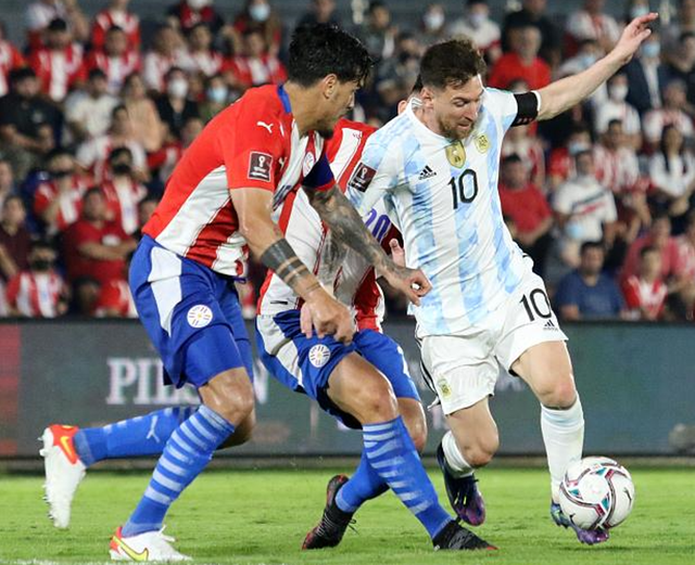 包含底特律活塞发布备战花絮，集结日单刀错失，社区盾任务艰巨，球队文化再被提及的词条